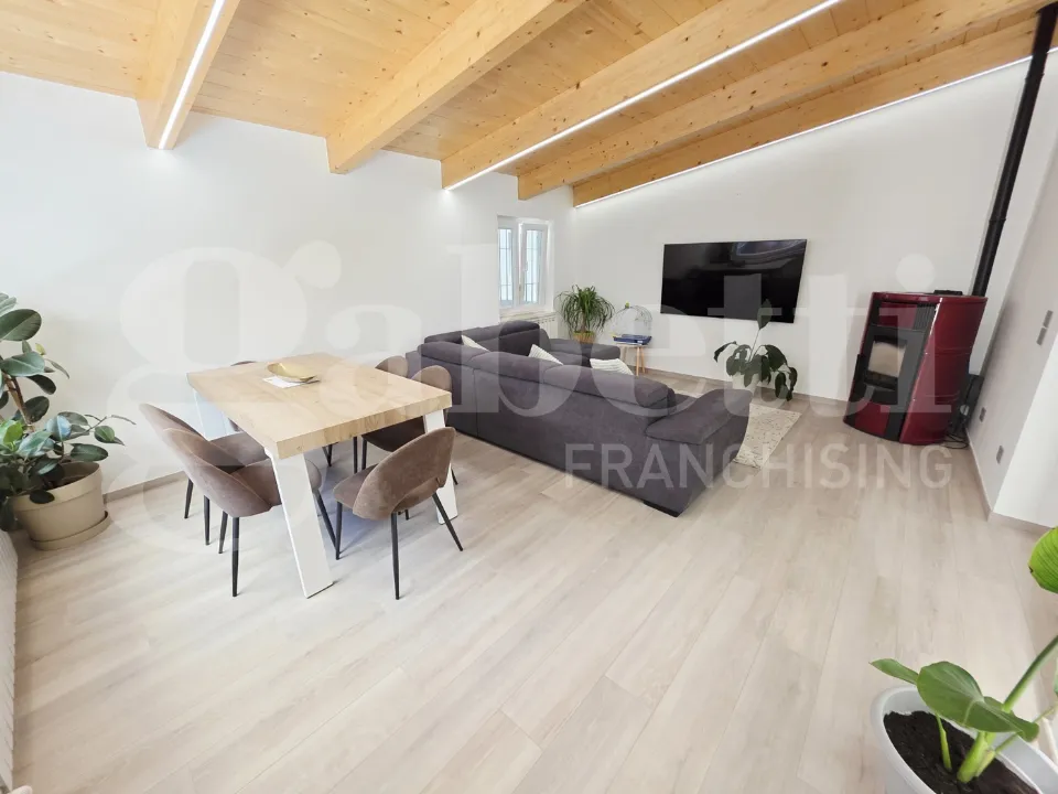 Elutuba - Rustic Villa with Private Garden in Bastia Umbra