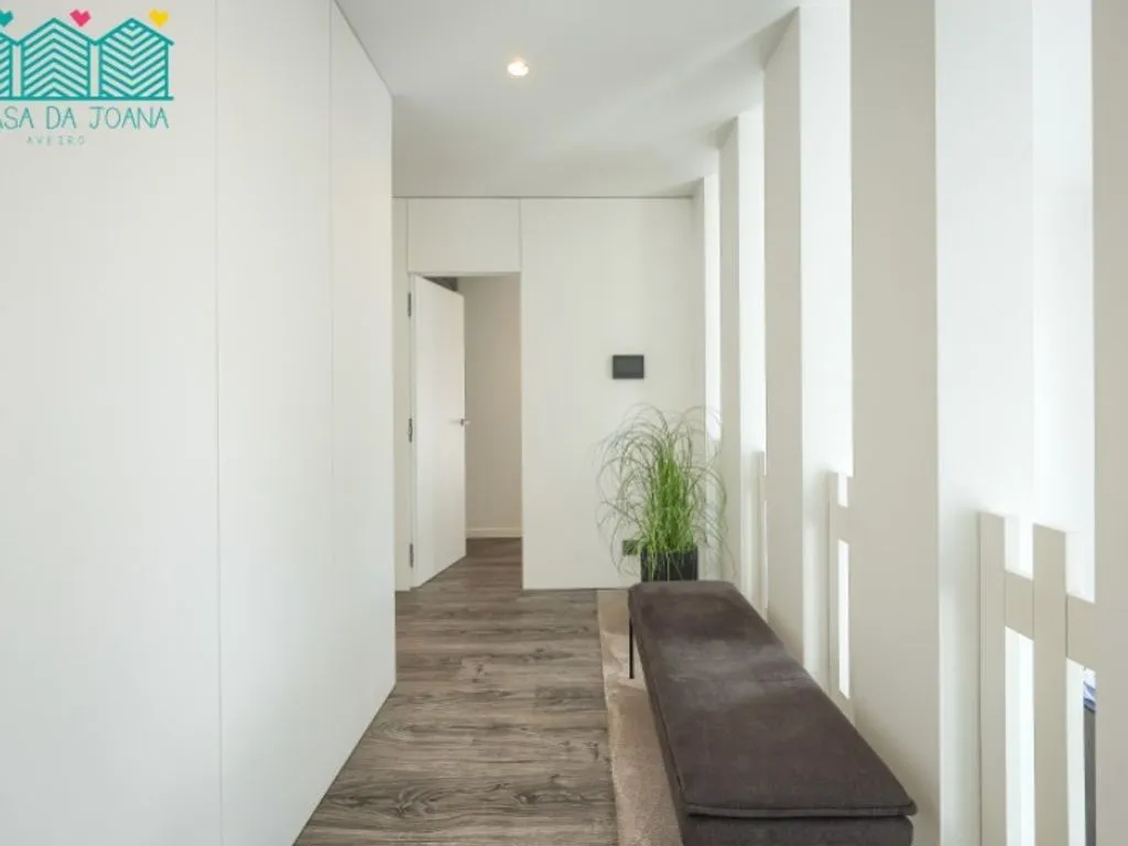 Hallway - Luxury Villa with Pool in Azurva, Aveiro
