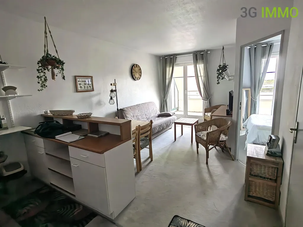 Elutuba - T2 Apartment with Pool in Port Guillaume