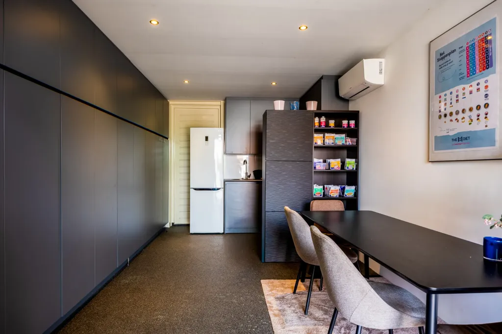 Cucina - Luxury Villa with Pool at Beuningse Plas, Beuningen