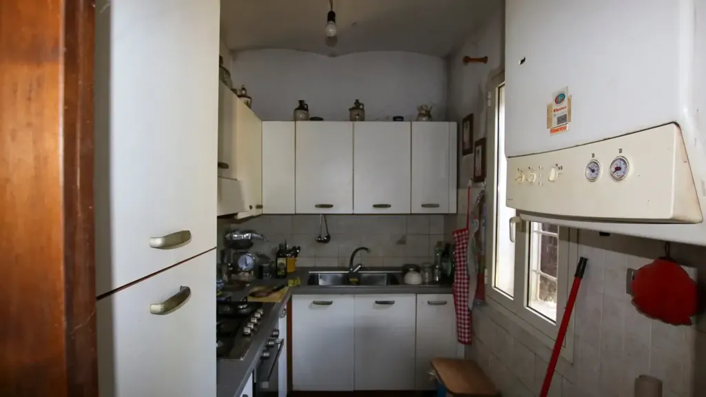 Cuisine - Villa with Garden in Concordia Sulla Secchia