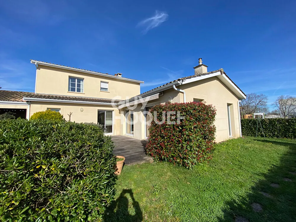 Välivaade - Contemporary House with Terraces in Libourne