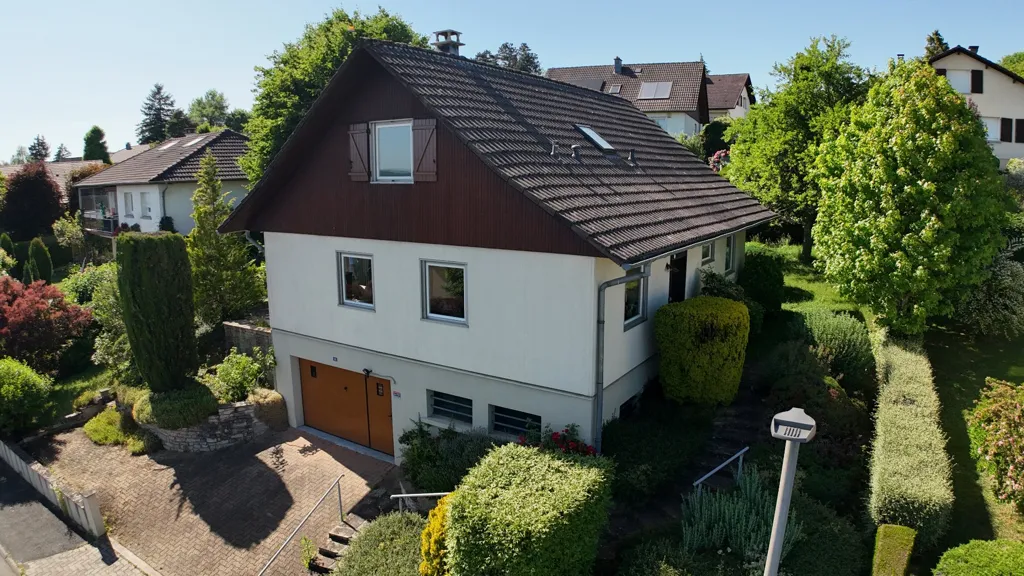 Aerial - 7-Piece House with Garden in Essert