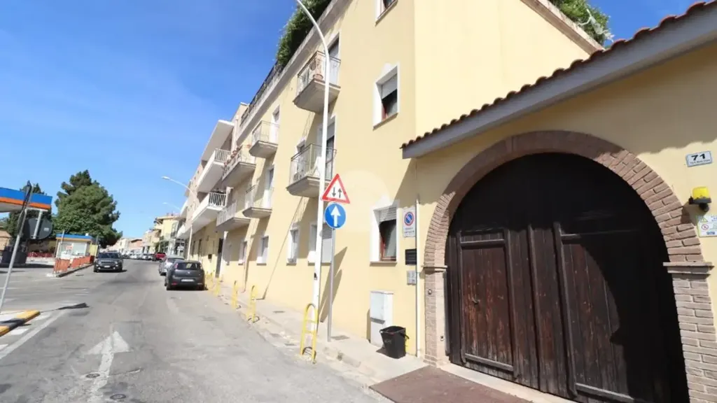 Extérieur - Armed Trilocale with Balconies in Cagliari
