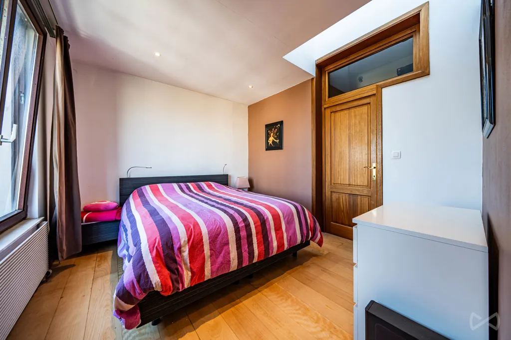 Chambres - Immeuble Duplex avec Jardin à Jette