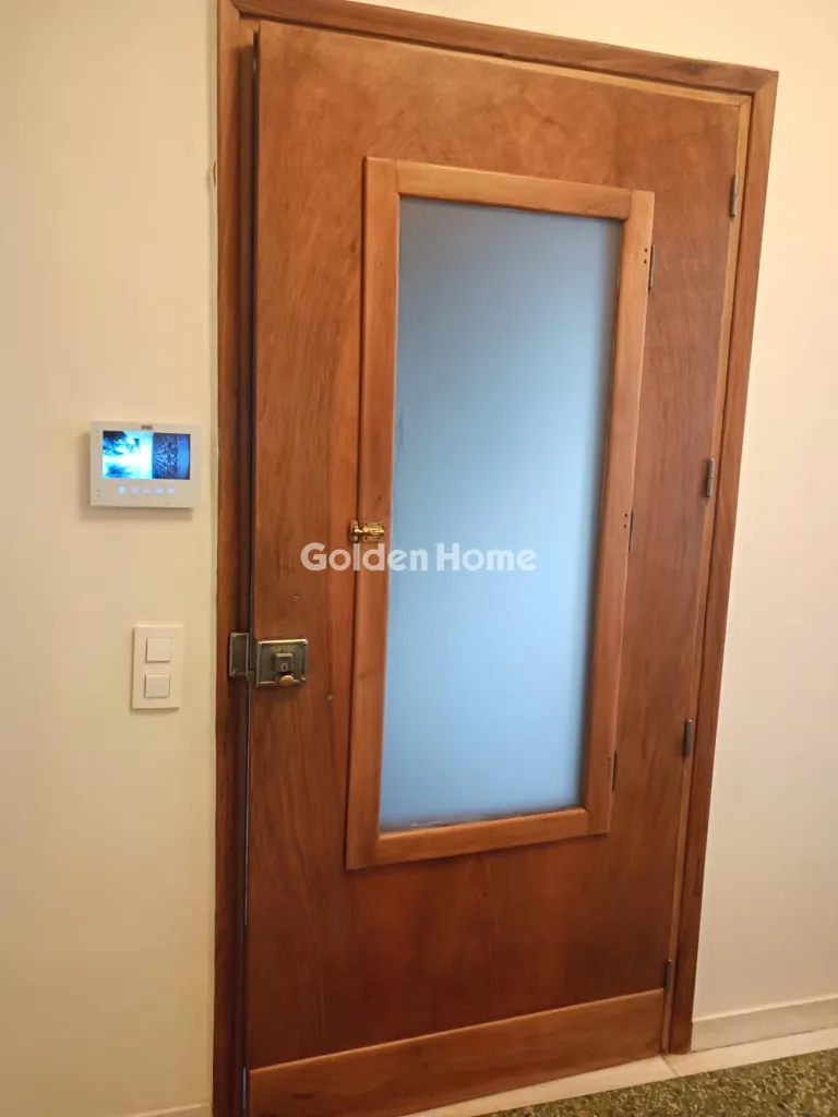 hallway_entrance
