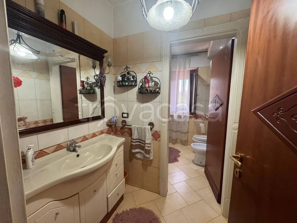 Salles de bain - Villa with Private Garden in Vitulazio