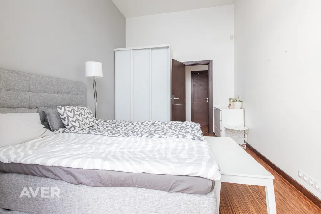 Chambres - Renovated Apartment with Panoramic View in Torņakalns
