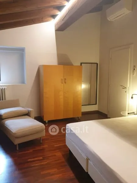 Chambres - Mansarded Apartment in Historic Centre, Verona