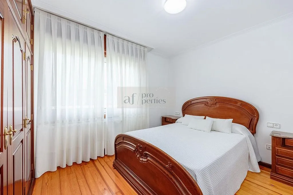 Bedrooms - Chalet with Terrace and Sea View in Nigrán