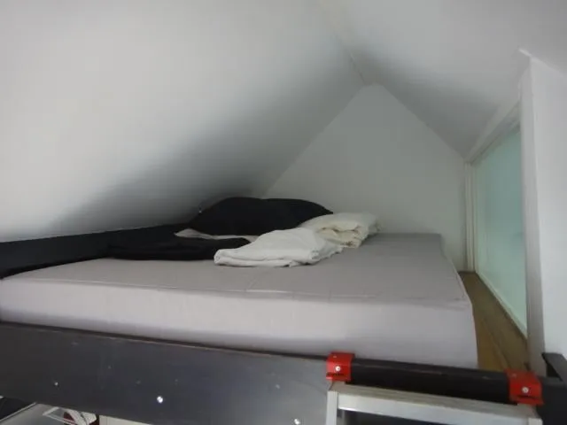 Magamistoad - Compact Apartment with Garden Access in Eindhoven