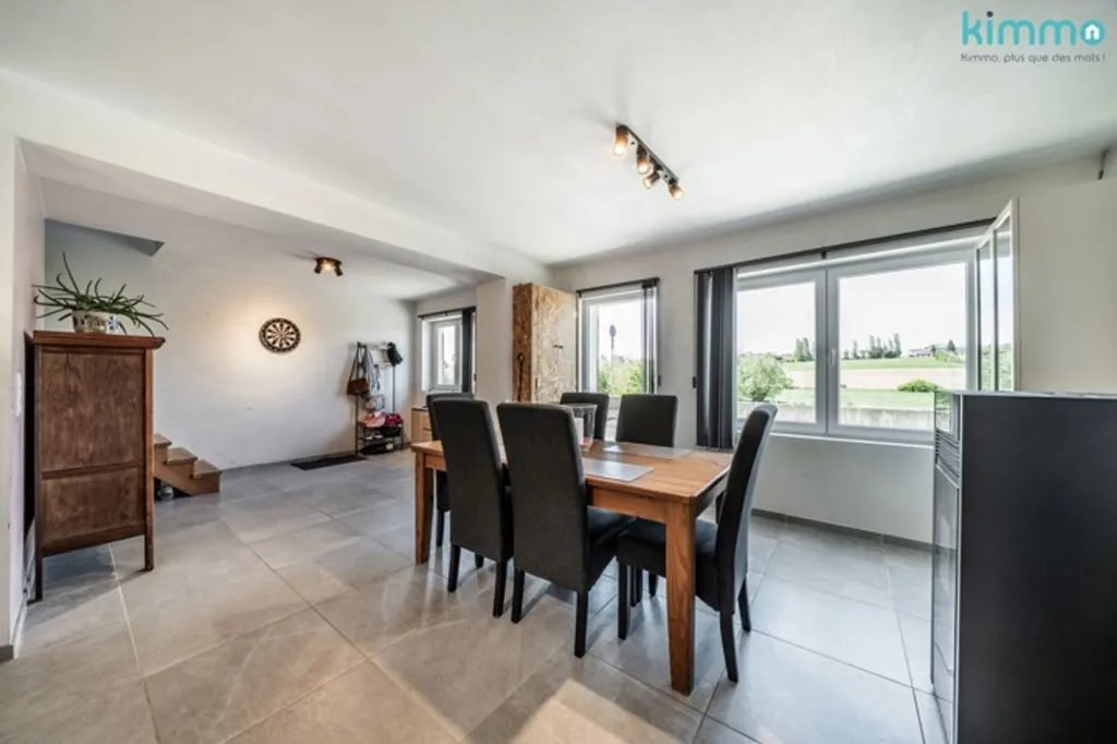 Salle à manger - Maison avec Terrasse à Auvelais