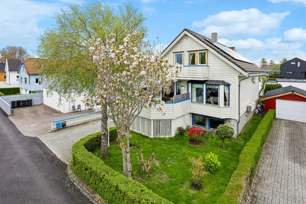 Õhuvaade - Detached House with Sea View in Skeie