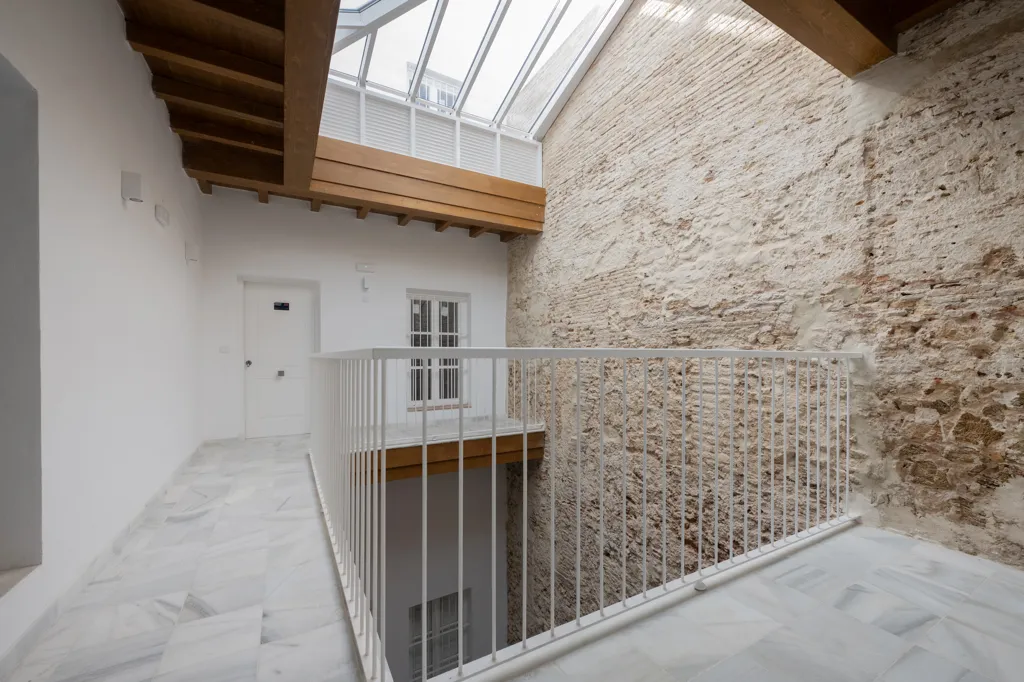 Pièces - Modern Flat with Historic Setting in Cádiz