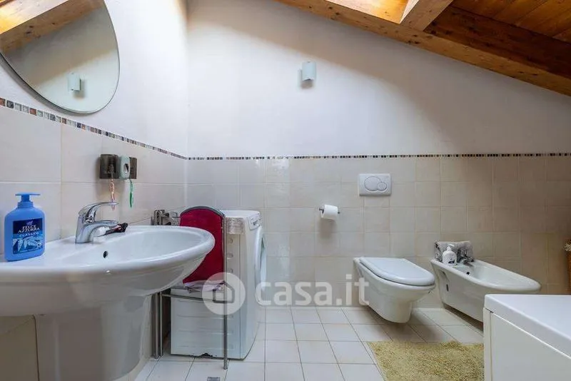 Salles de bain - Lakefront Apartment in Dongo with Terrazzo