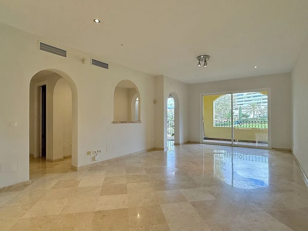 Living Room - Apartment with Pool and Golf View in Guadalmina Alta