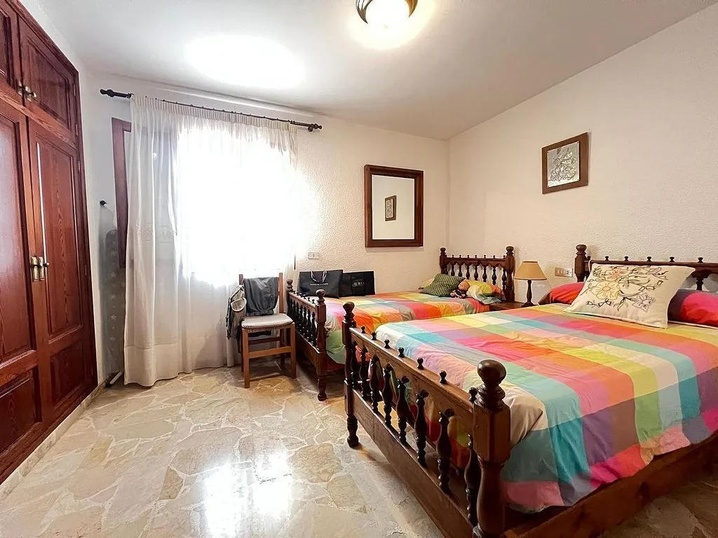 Magamistoad - Rustic House with Pool in Reis Catòlics