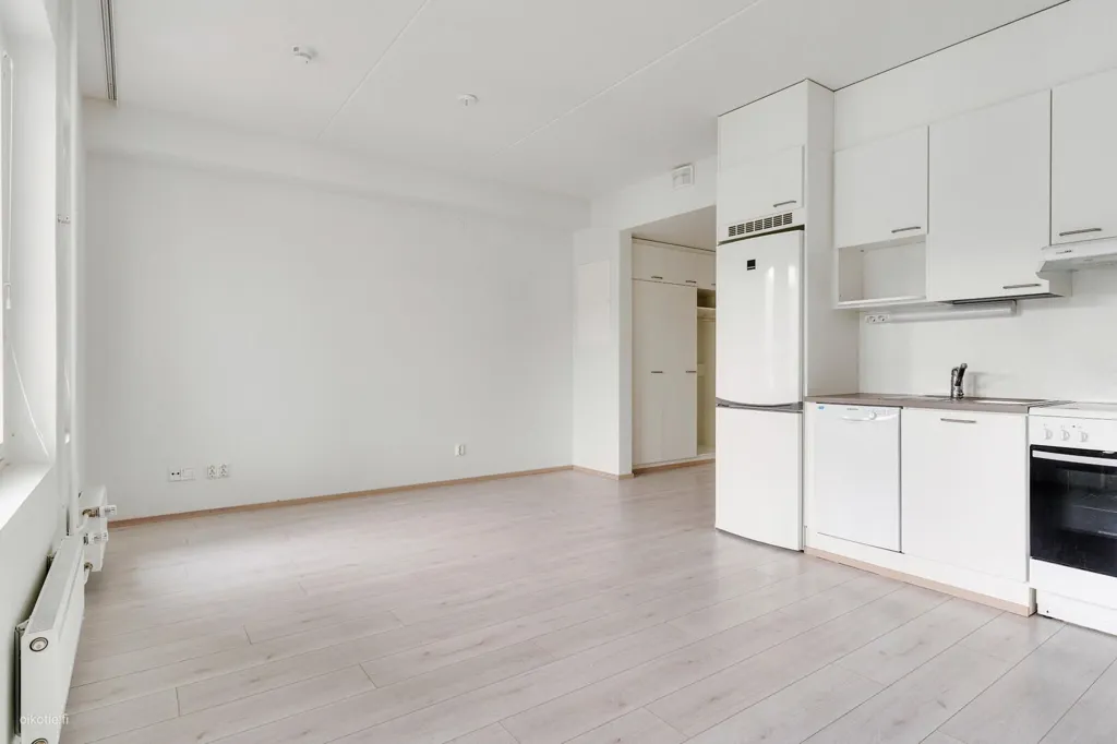 Cuisine - Apartment with Balcony in Kivistö, Vantaa