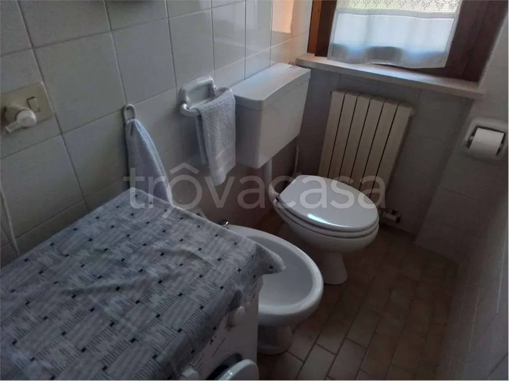 Salles de bain - Apartment with Balconies in Garessio