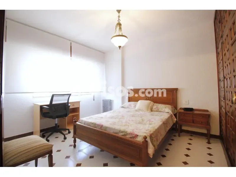 Bedrooms - Furnished Flat with Lift in Granada Centre