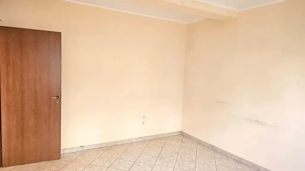 other_room