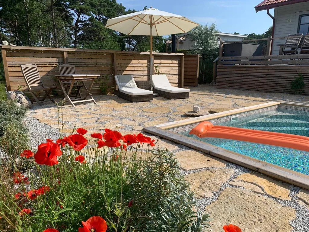 Piscina - Villa with Pool and Sea View in Östergarn