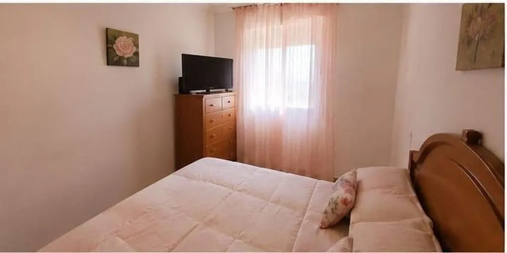 Chambres - Terraced Semi-Detached House in Gredos, Cáceres
