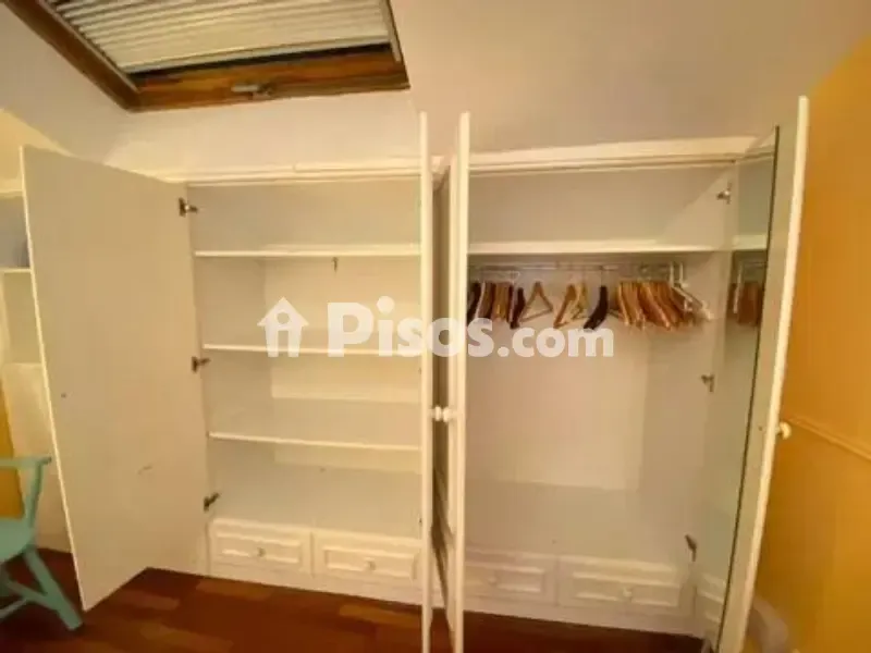 Pièces - Penthouse with Cathedral Views in Historic Centre