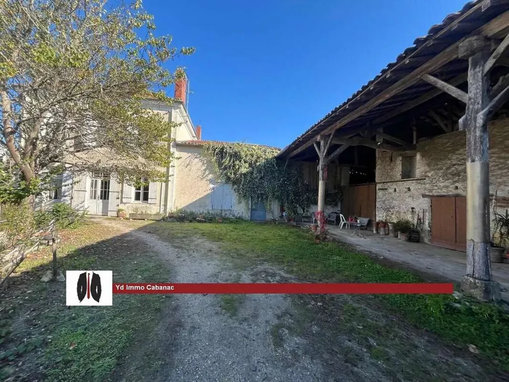 Jardin - Maison de Maître avec Dépendance à Landiras