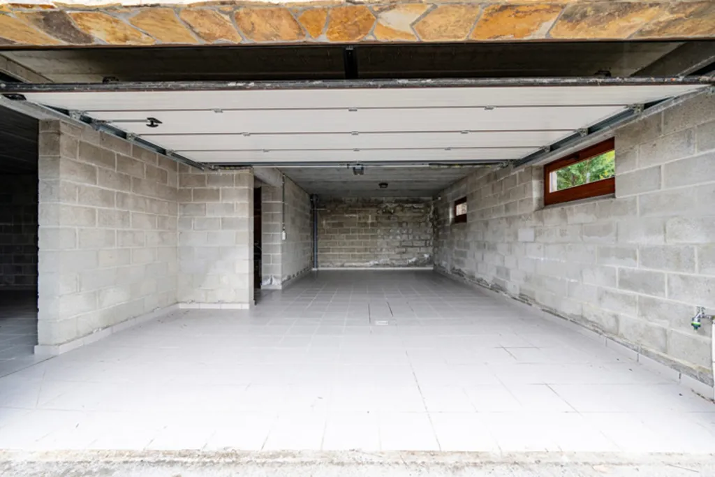 Garage - Villa avec jardin et terrasse à Durbuy