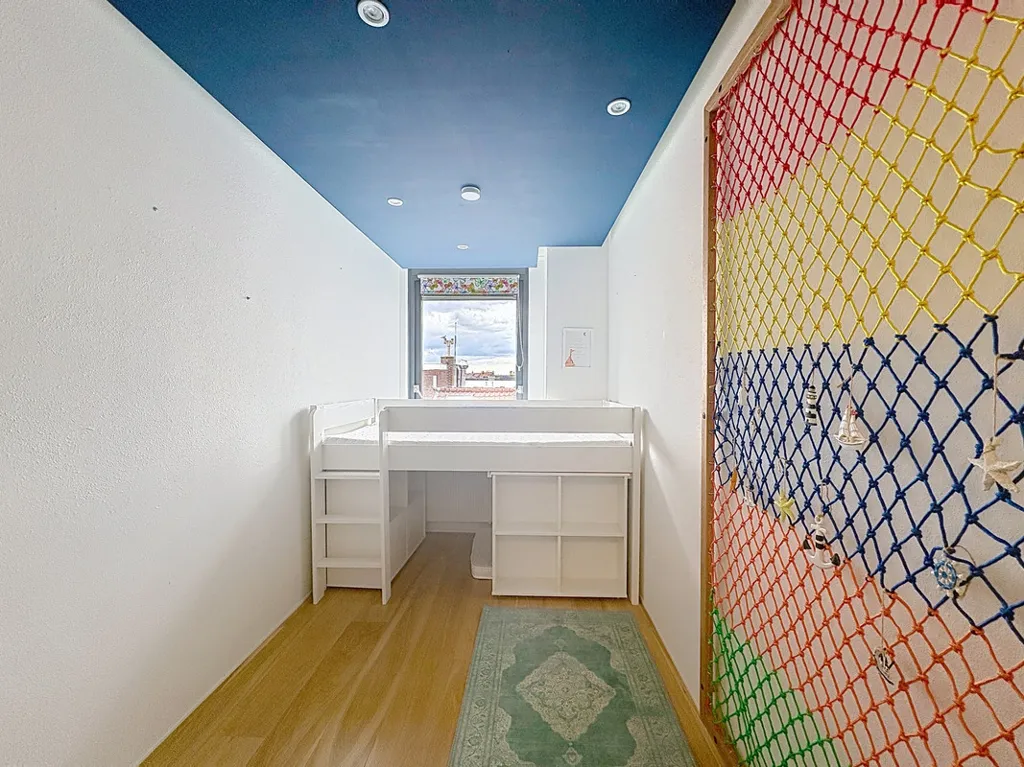 Chambres - Light and Spacious Apartment in Haarlem