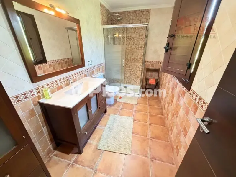 Salles de bain - Maison 2 chambres à ES