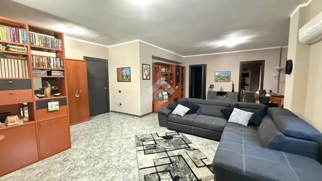 Elutuba - Spacious Apartment with Terrace in Rende