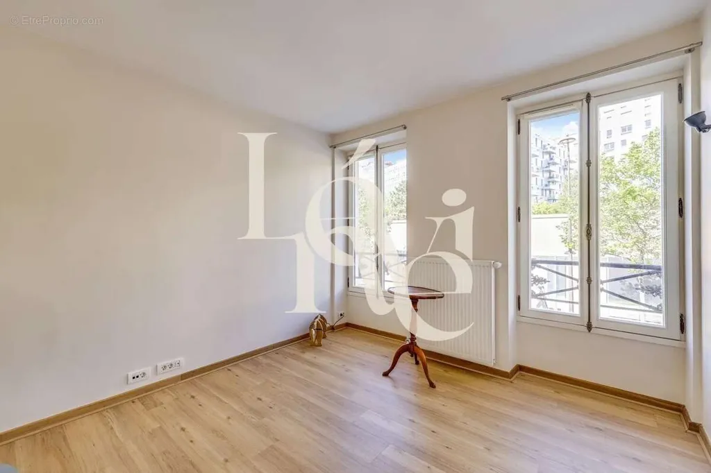 5-toaline korter asukohas Paris-13e