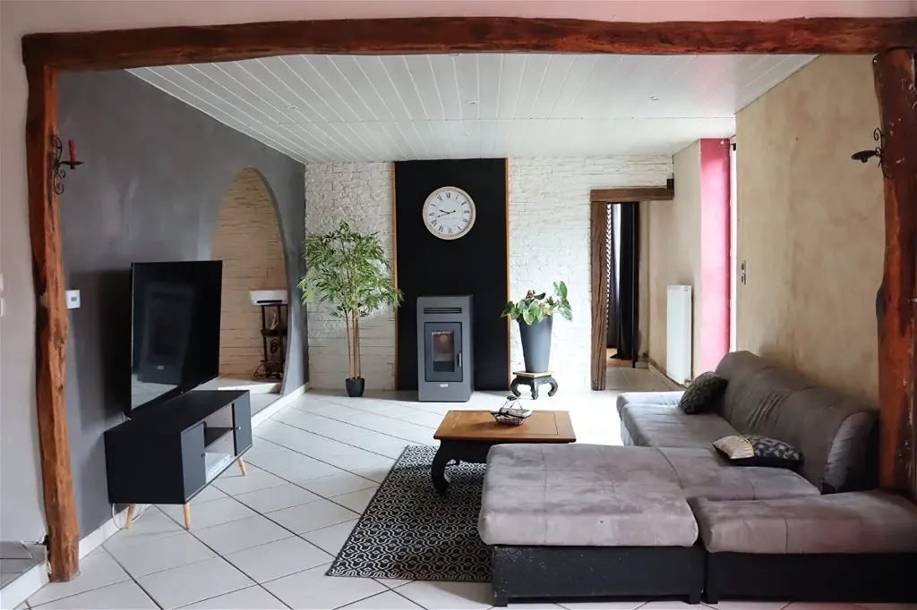 Elutuba - Charming House with Solar Panels in Maillé
