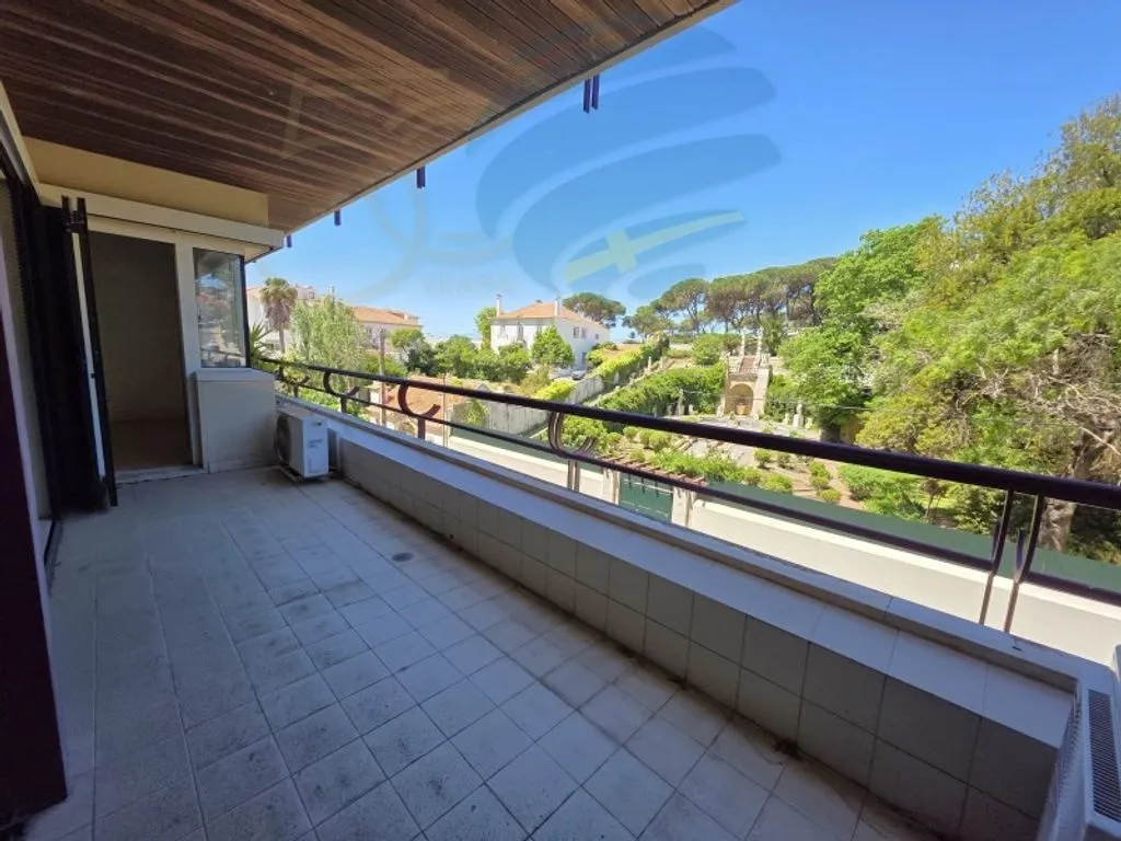 Rõdu - Luxury Flat with Pool in Estoril, Cascais
