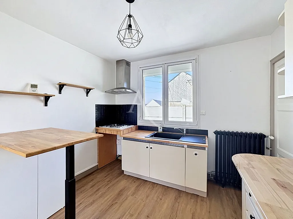 Cuisine - Maison de Plain-pied avec Jardin à Mayenne