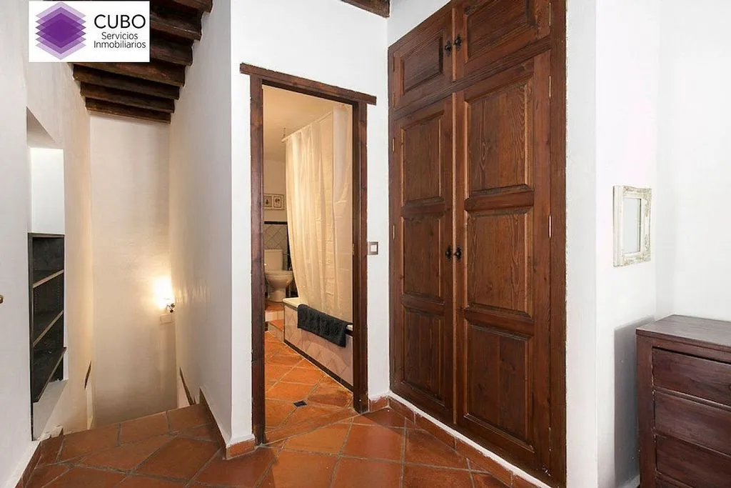 Entrée - Flats with Traditional Architecture in Albaicín