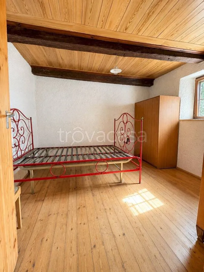 Chambres - Alpine Baita with Mountain Views in Canosio