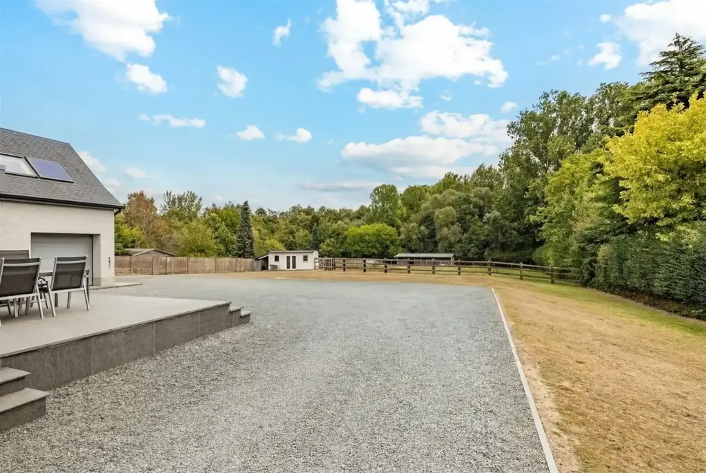 Extérieur - Villa Énergétique avec Paddock à Bellenbos