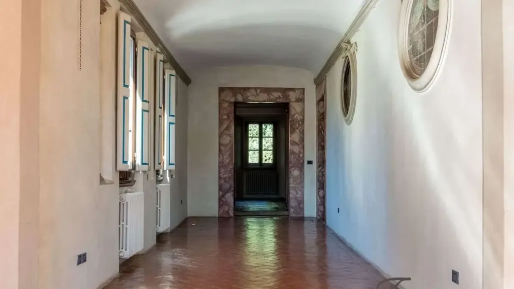 Entrée - Historic Villa with Renaissance Architecture in Florence