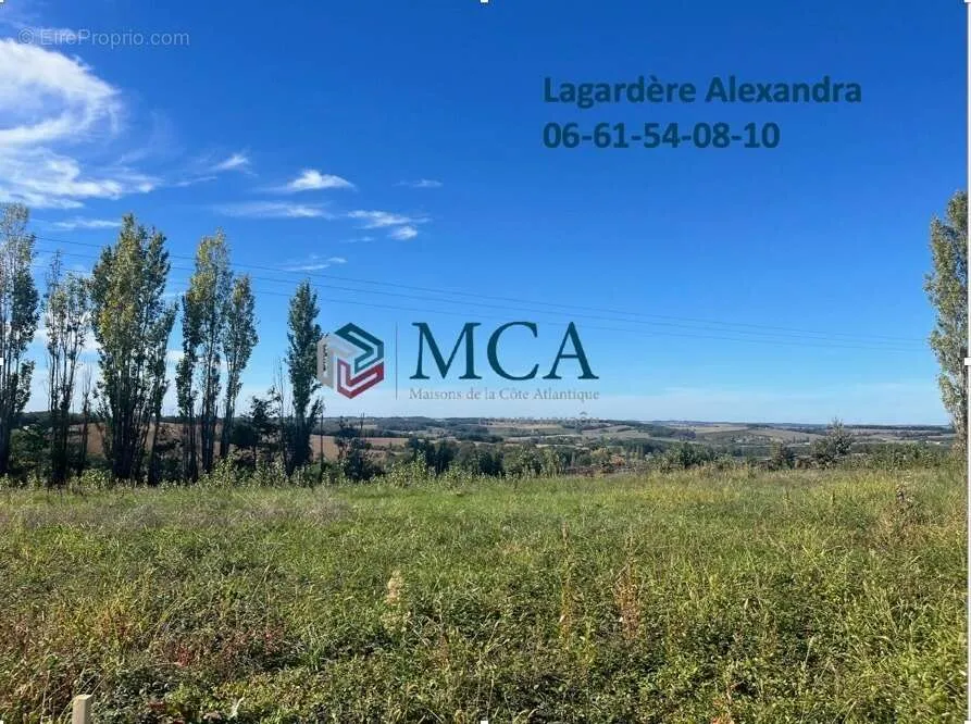 Giardino - Plot with Clear View near Tonneins