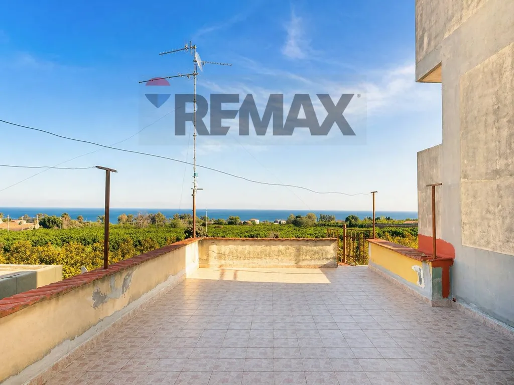 Terrass - Ground Floor House with Terrace in Riposto