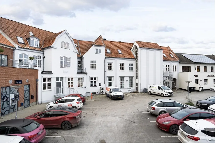 Extérieur - Commercial Property with Central Location in Ringe