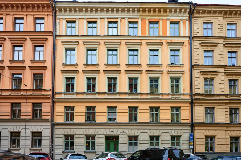 Esterno - Turn-of-the-Century Flat with Balcony in Södermalm