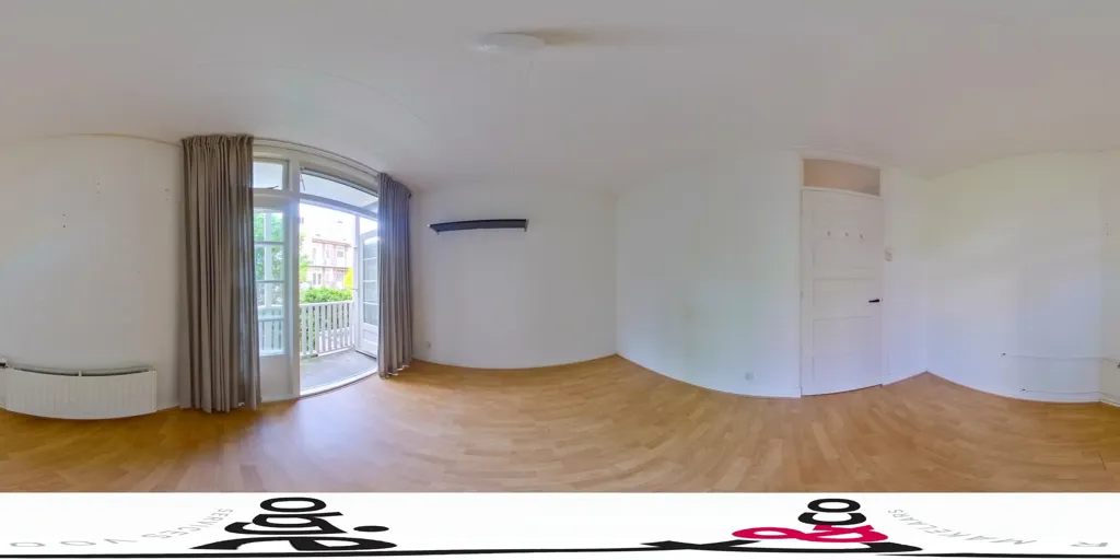 Toad - Charming Two-Bedroom Apartment with Balconies in Amsterdam