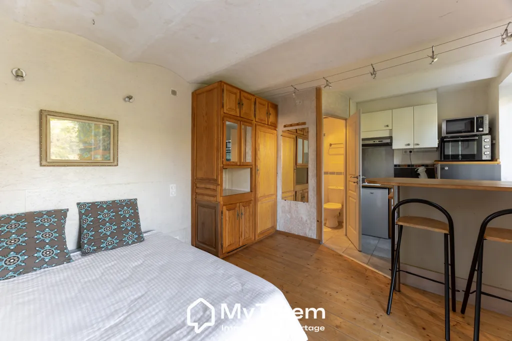 Chambres - Villa avec Piscine et Vues à Saint-Pierre de Féric