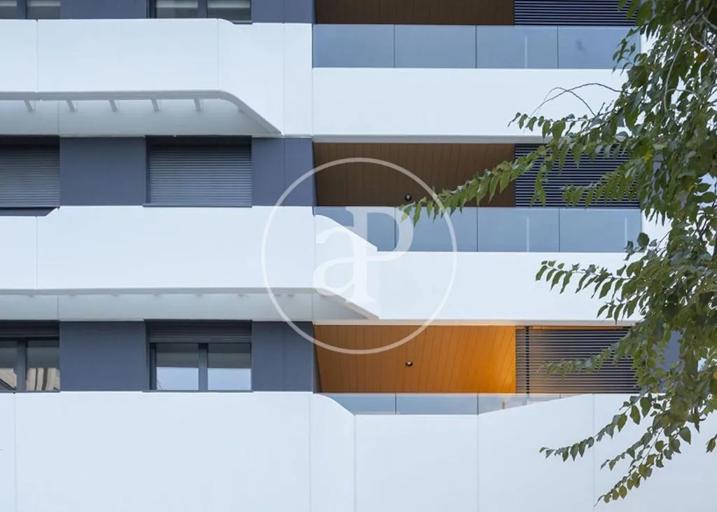 Välivaade - Luxury Flat with Pool in Madrid's Retiro