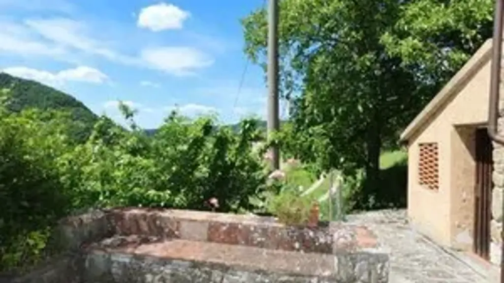 10-room house in IT