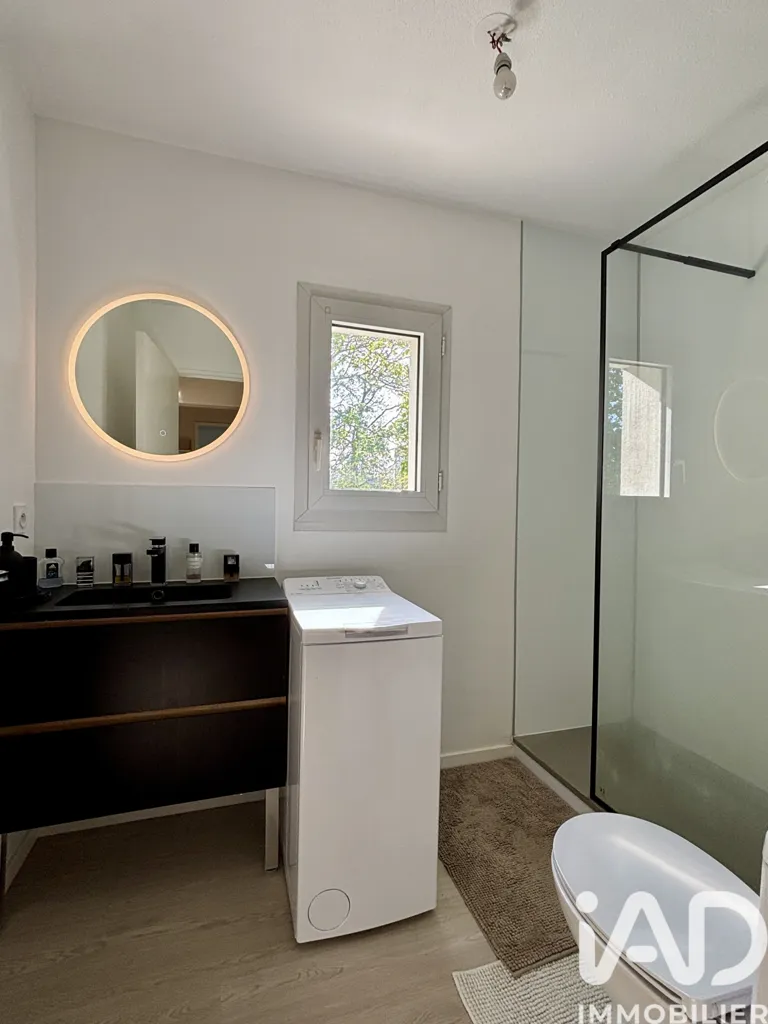 Salles de bain - Appartement 2 Pièces avec Balcon au Quartier Madeleine